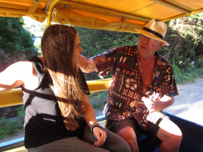 Regissør Iris sammen med Gert Nygårdshaug.