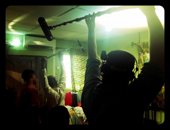 Lyddesign-student Vegard på dokumentarfilmopptak i Nigeria